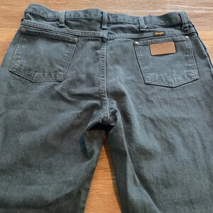 Wrangler jeans NWOT size 36-38
